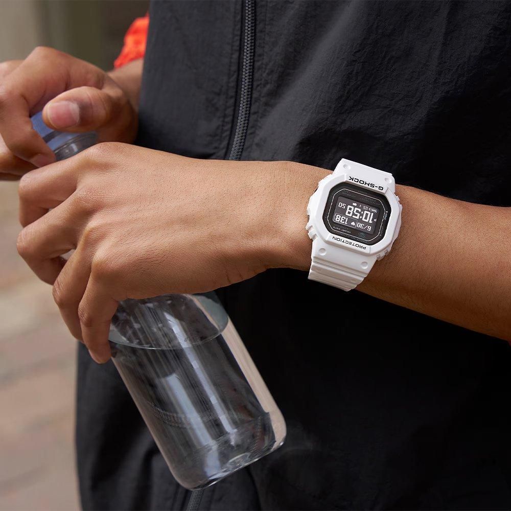 DW-H5600-7JR CASIO カシオ G-SQUAD Gショック