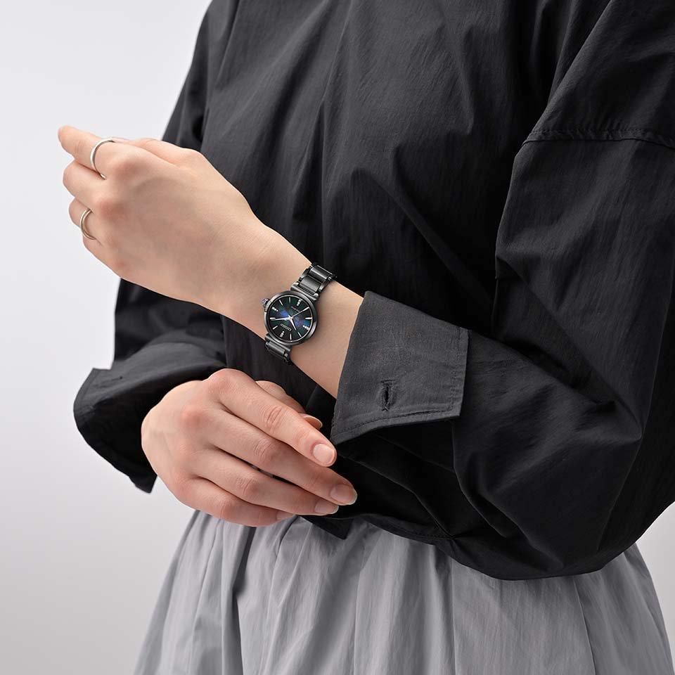 世界限定4,200本】 EM1067-88E シチズン シチズンL LAYERS of TIME