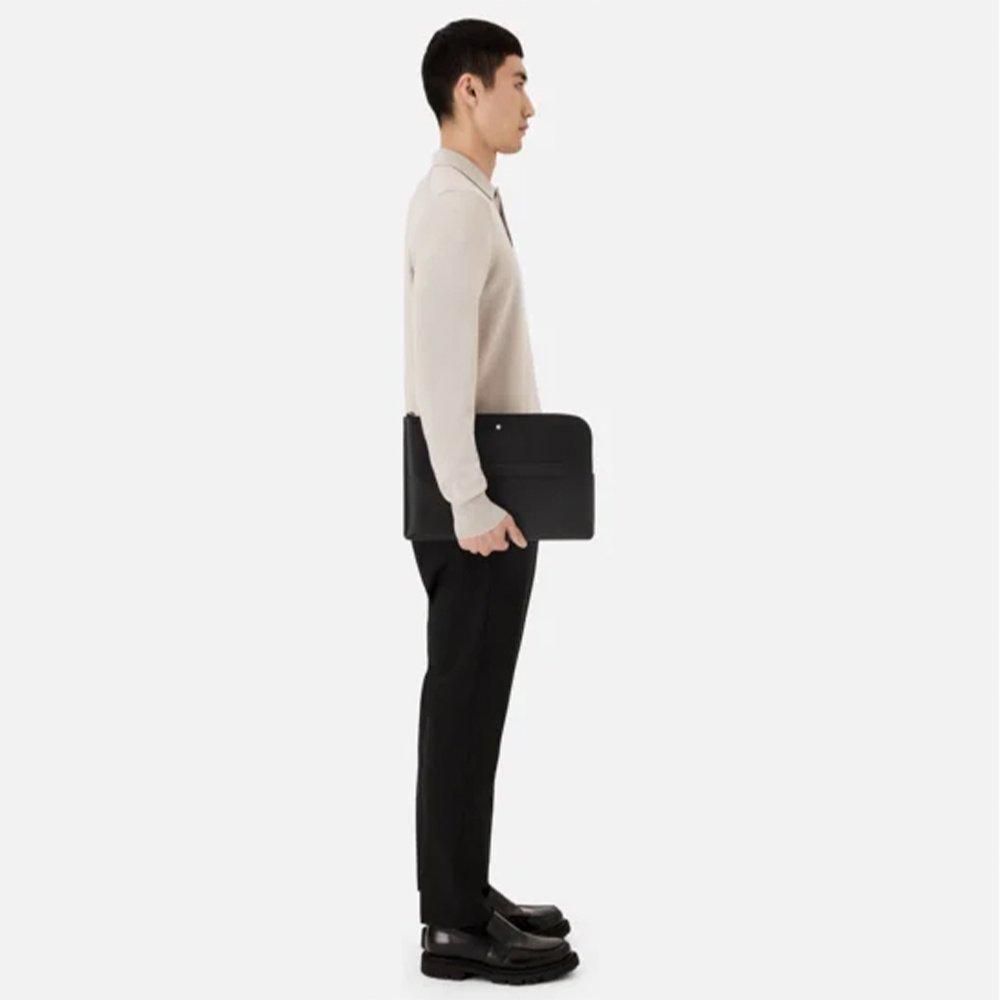 【良品】MONTBLANC モンブラン ラップトップケース レザー PC収納 黒 良品】MONTBLANC モンブラン ラップトップケース レザー PC収納 黒