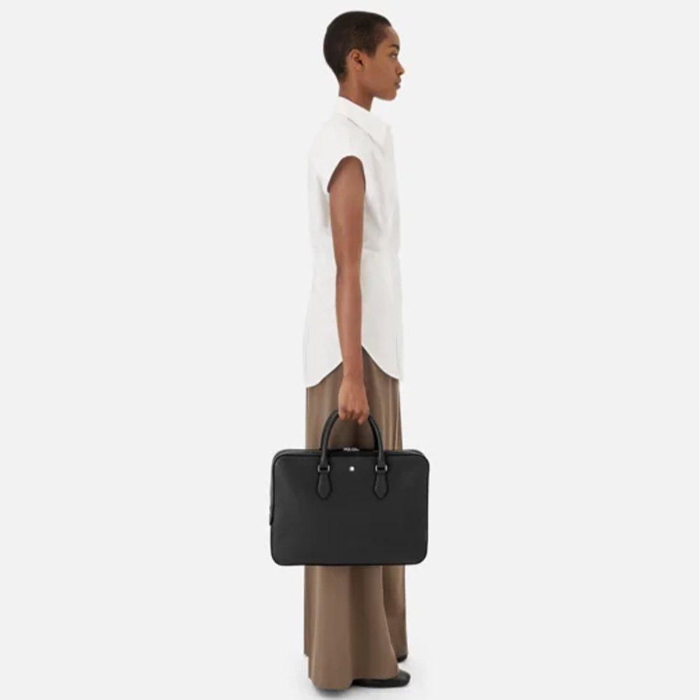 新品未使用✨Mont Blanc モンブラン　サルトリアル　ドキュメントケース MONTBLANC（モンブラン）の「モンブラン サルトリアル ドキュメント