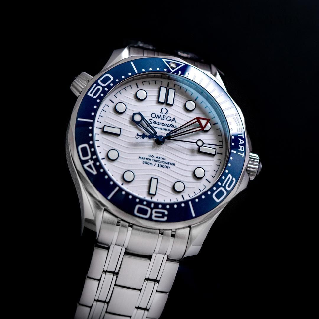  210.30.42.20.04.002 OMEGA オメガ シーマスター ダイバー300M 42MM