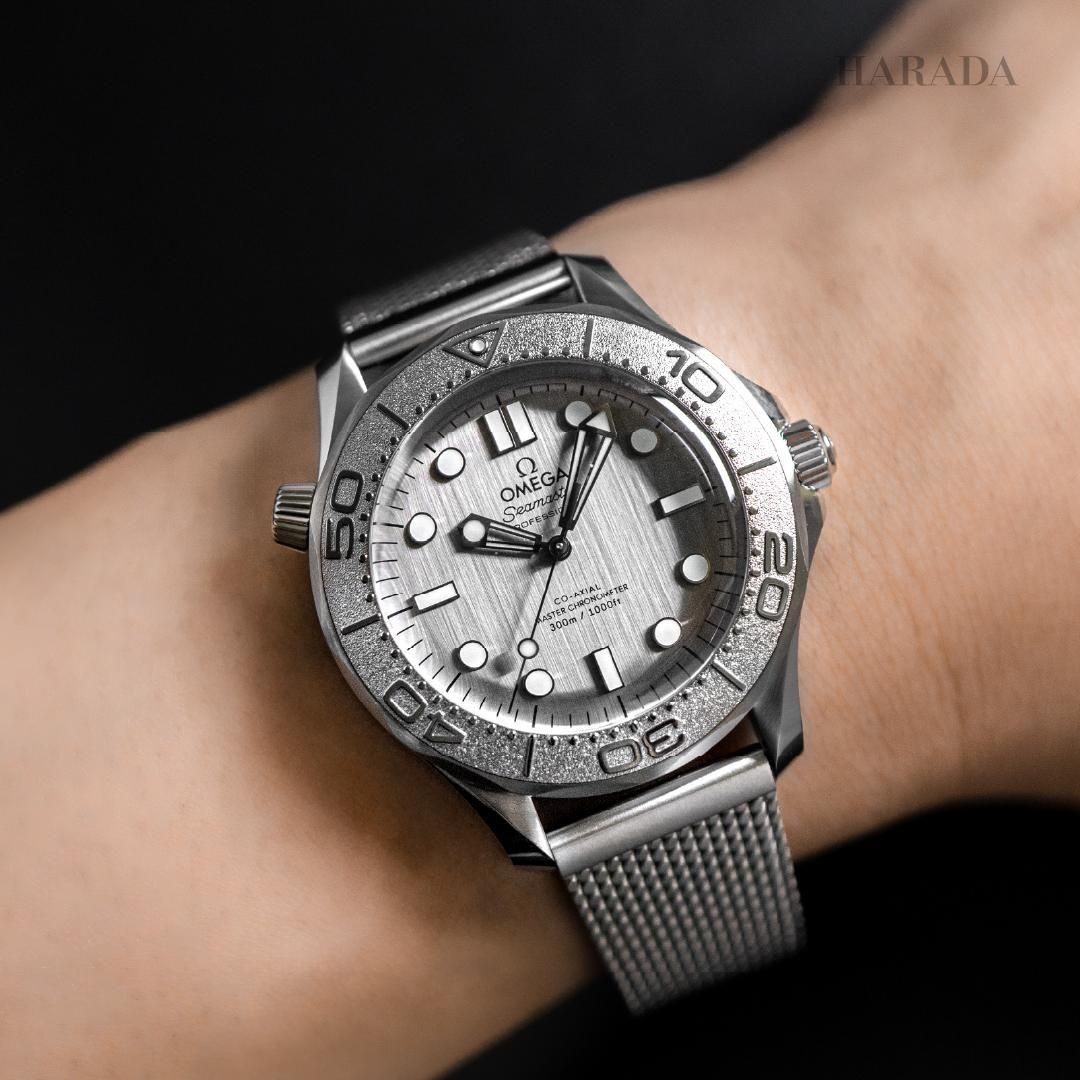 オメガ シーマスター 300M 210.30.42.20.01.002 オメガ シーマスター ダイバー300M Nekton