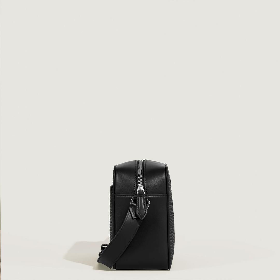 MB198802 MONTBLANC モンブラン 4810 メッセンジャー - 高級