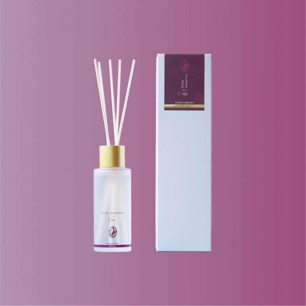 <img class='new_mark_img1' src='https://img.shop-pro.jp/img/new/icons1.gif' style='border:none;display:inline;margin:0px;padding:0px;width:auto;' />PERFUMERS 90days ディフューザー / Jewelコレクション / ルビーマゼンタ / パフューマーズ