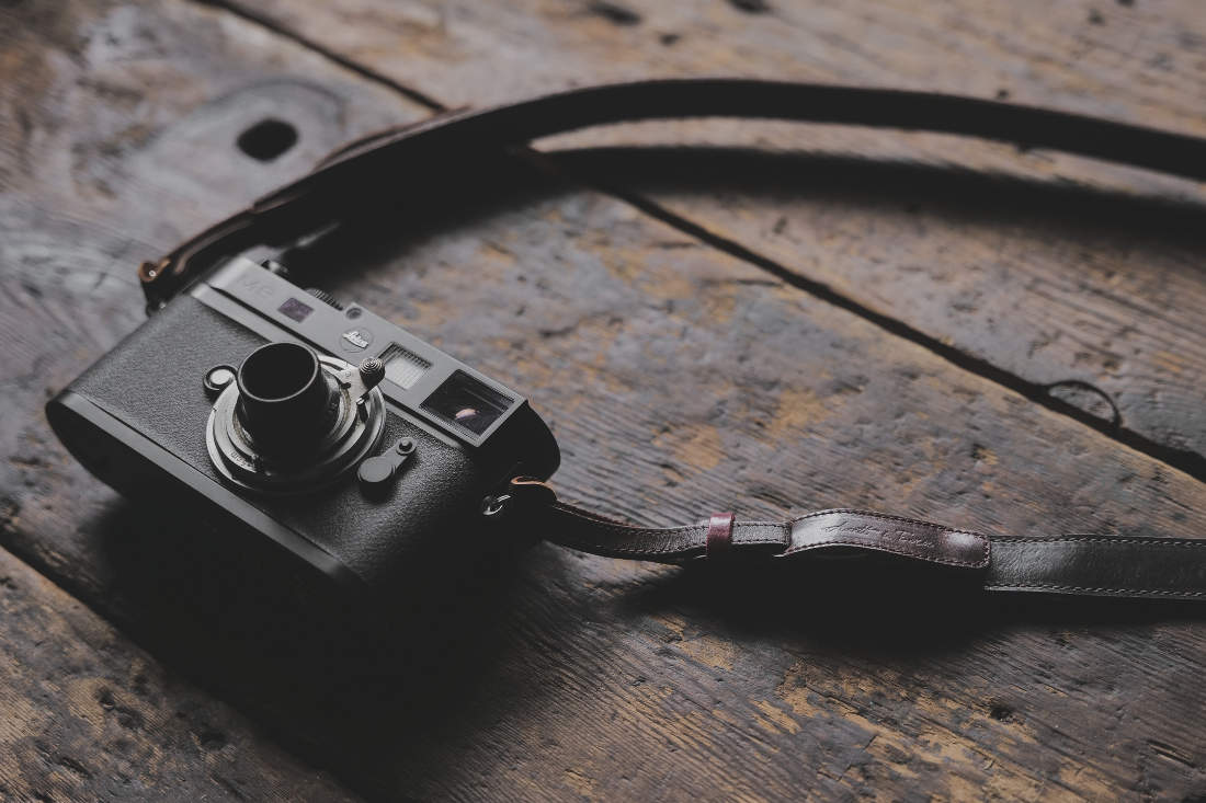 ショルダーカメラストラップ 「カシェ・レッタ for LEICA