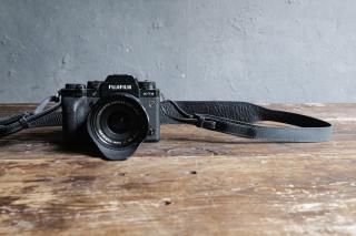 ショルダーカメラストラップ ・カシェ・バルジ「小夜にひそめく