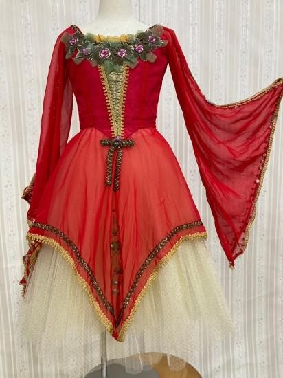 ◇◇Ru✩様◇◇専用　ロシアの踊り　バレエ衣裳　頭飾り付　訳あり5着まとめ ◇◇Ru✩様◇◇専用 ロシアの踊り バレエ衣裳 頭飾り付