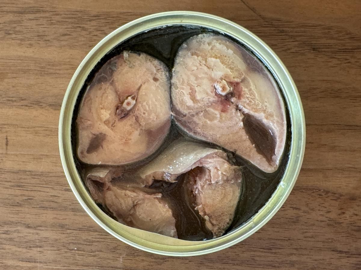 ホッティーの食べるだけで人生が変わる『サバ缶』170g国産の脂が最高に