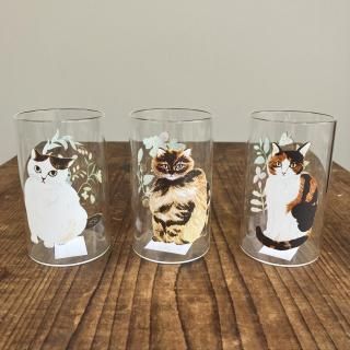 うつわやみたす 人気ミケ猫 プレート うつわやみたす】陶器ブローチ・ミケ猫 - ネコペコリ 猫との