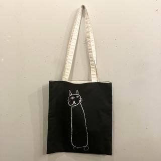 CAT IN DA HOUSE ビーズ刺繍　ネコ　トート 黒ねこ Black CAT IN DA HOUSE ビーズ刺繍 ネコ トート 黒ねこ Black お洒落