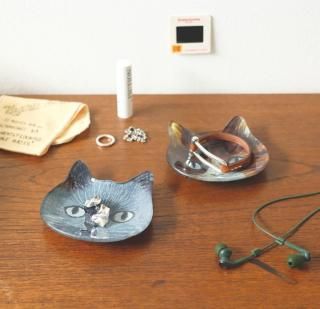 松尾ミユキ 】キャットフェイス ガラスフラットプレート - ネコペコリ