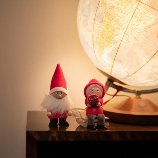 北欧のクリスマスに欠かせないトムテ/トンットゥ。様々な 北欧のクリスマスに欠かせないトムテ/トンットゥ。様々な