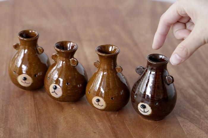 つぼっクマ(飴釉) - Craft・Gift ヤッチとムーン オンラインショップ つぼっクマ(飴釉) - Craft・Gift ヤッチとムーン オンラインショップ