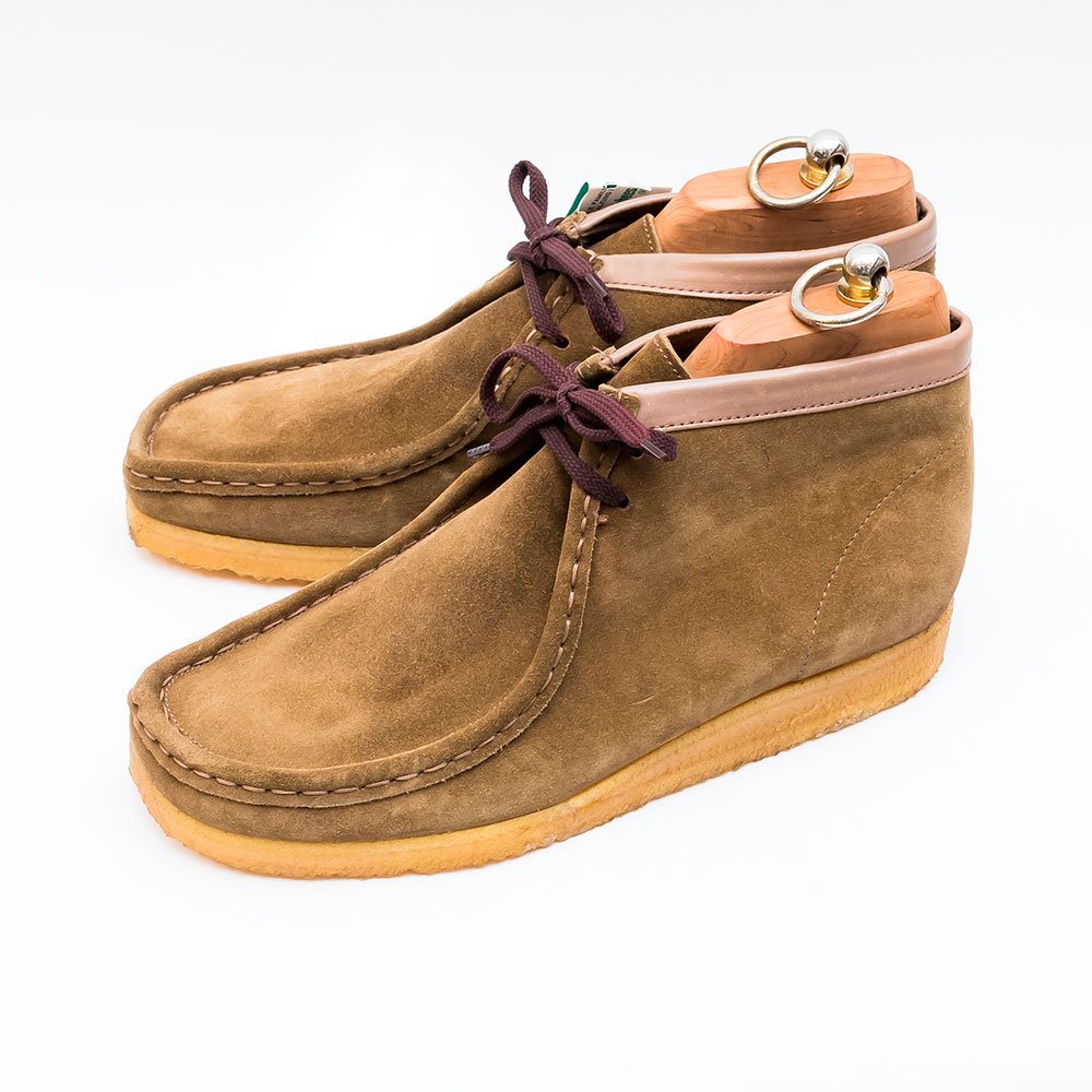 クラークス ワラビー ９０年代 アイルランド製 オークウッド スエード デッドストック サイズ9 - 中古革靴販売|革靴の通販ラスタイルシューズショップ