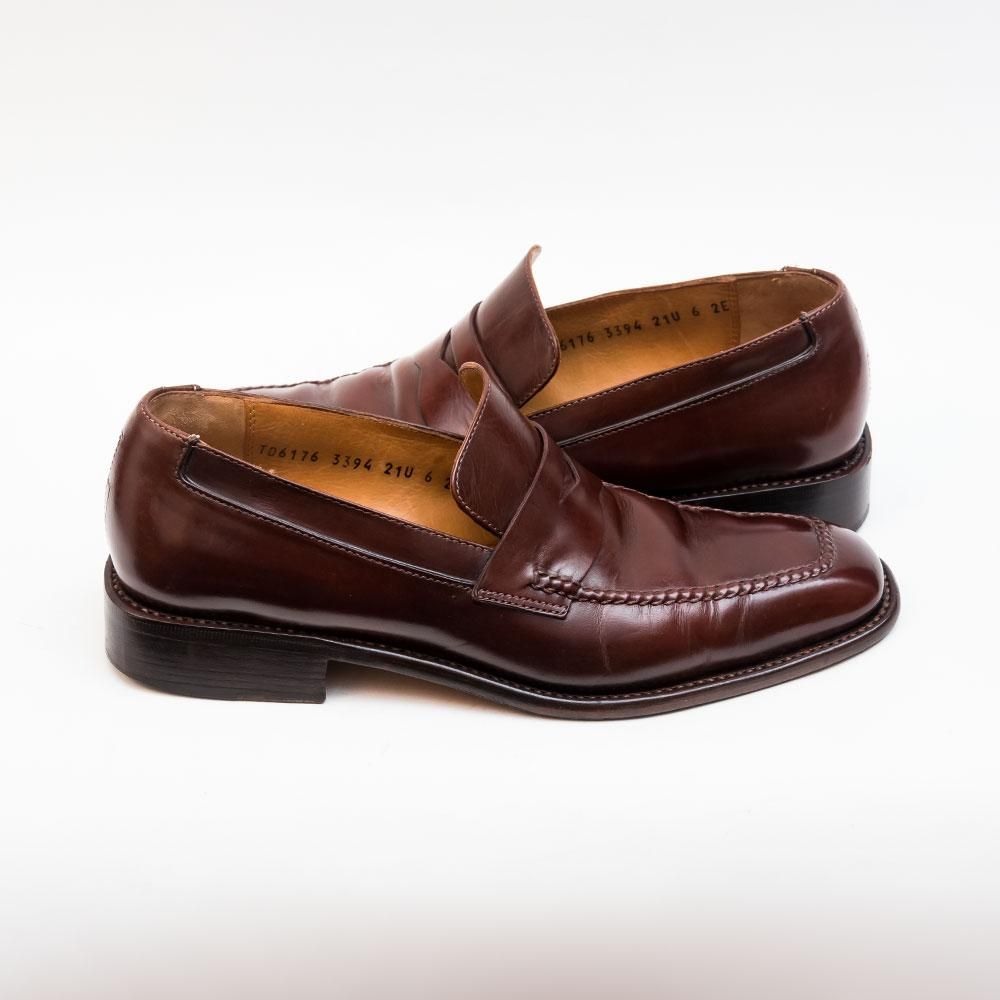 フェラガモ ローファー　新品未使用品　サイズ6 フェラガモ ローファー/モカシン/革靴 シューズ レディース ロロ