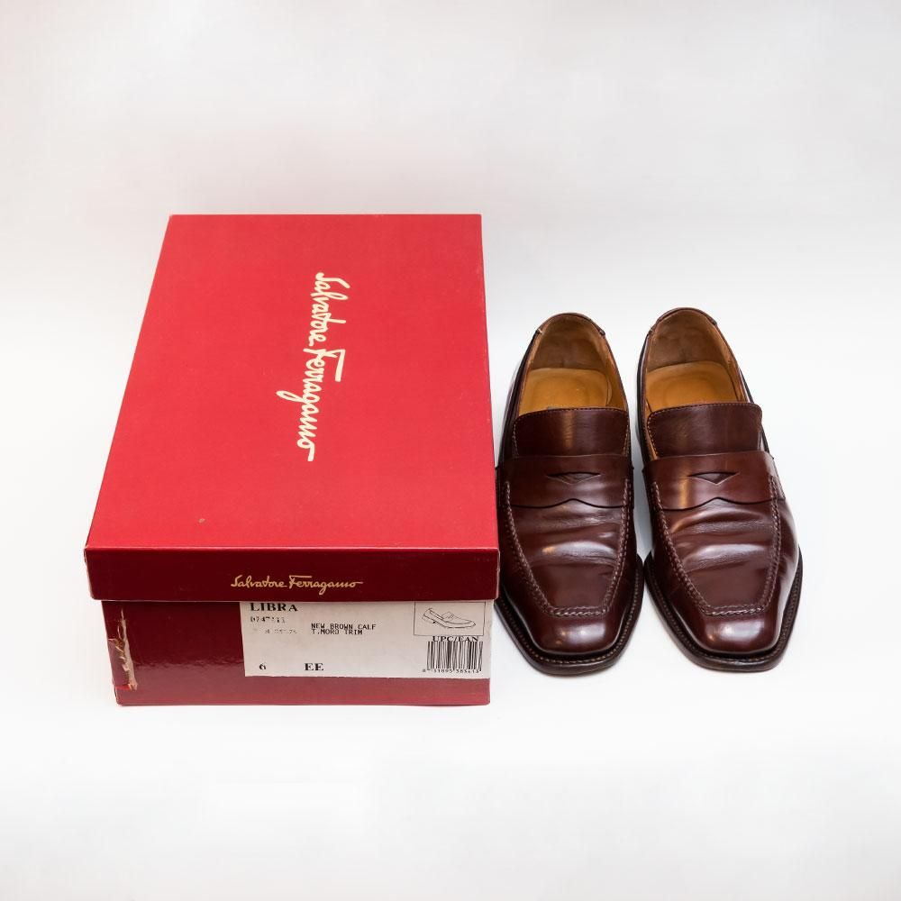サルヴァトーレフェラガモ スエード ローファー 6EE イタリア製 イタリア製 サルヴァトーレ フェラガモ / Salvatore Ferragamo