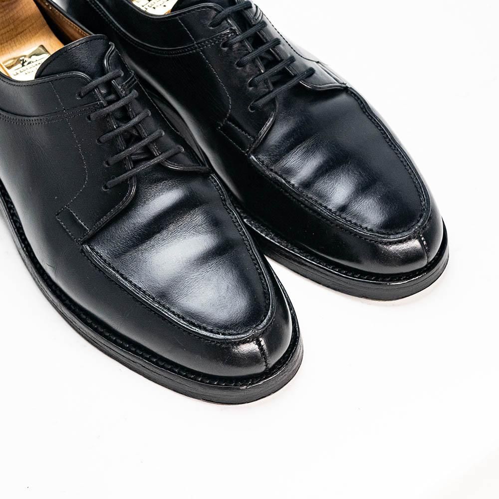 ジョンロブBARROS サイズ5E黒ストレートチップシューズ シューキーパー付き ジョンロブBARROS サイズ5E黒ストレートチップシューズ シューキーパー付き