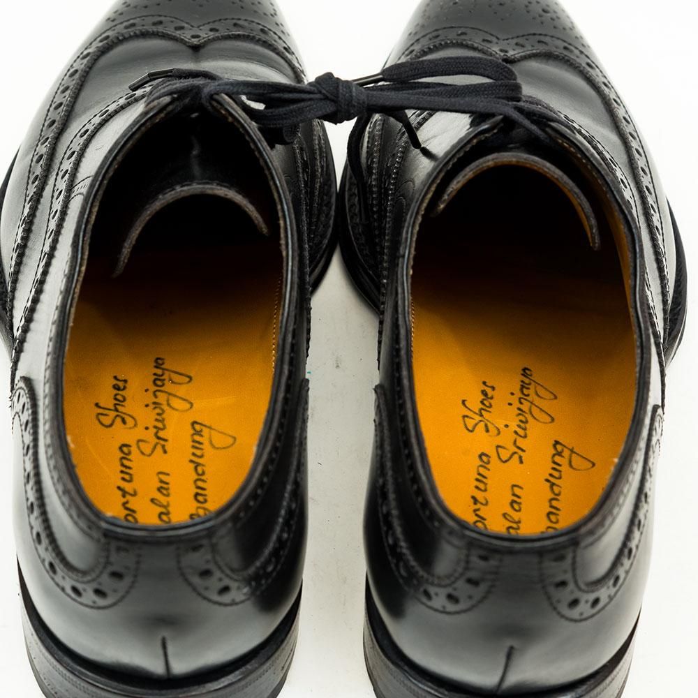 【極美品】ジャランスリワヤ　内羽根ウィングチップ　UK7 ジャランスリワヤ 98443 内羽根ウィングチップ フルブローグ