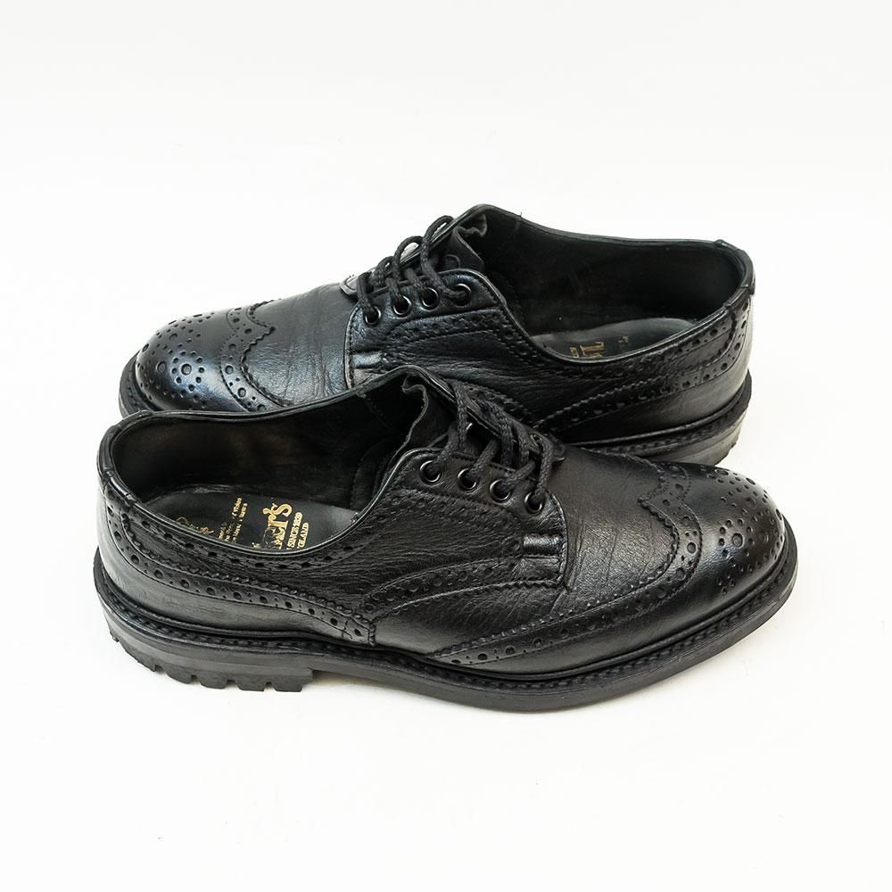 トリッカーズ BOURTON(バートン)ウィングチップ ブラック オリヴィア