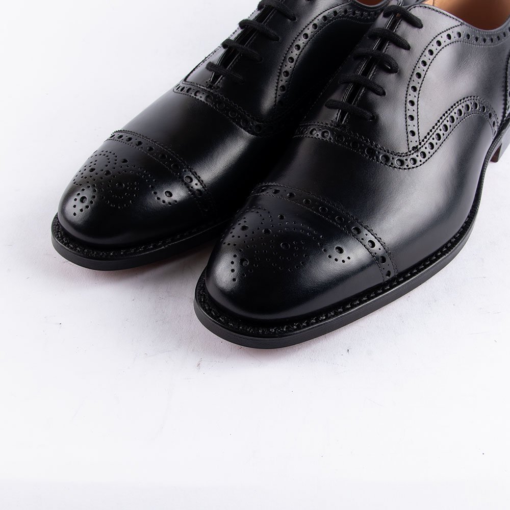 チャーチ DIPLOMAT(ディプロマット)セミブローグ ブラック 4都市 サイズ80F - 中古革靴販売|革靴の通販ラスタイルシューズショップ