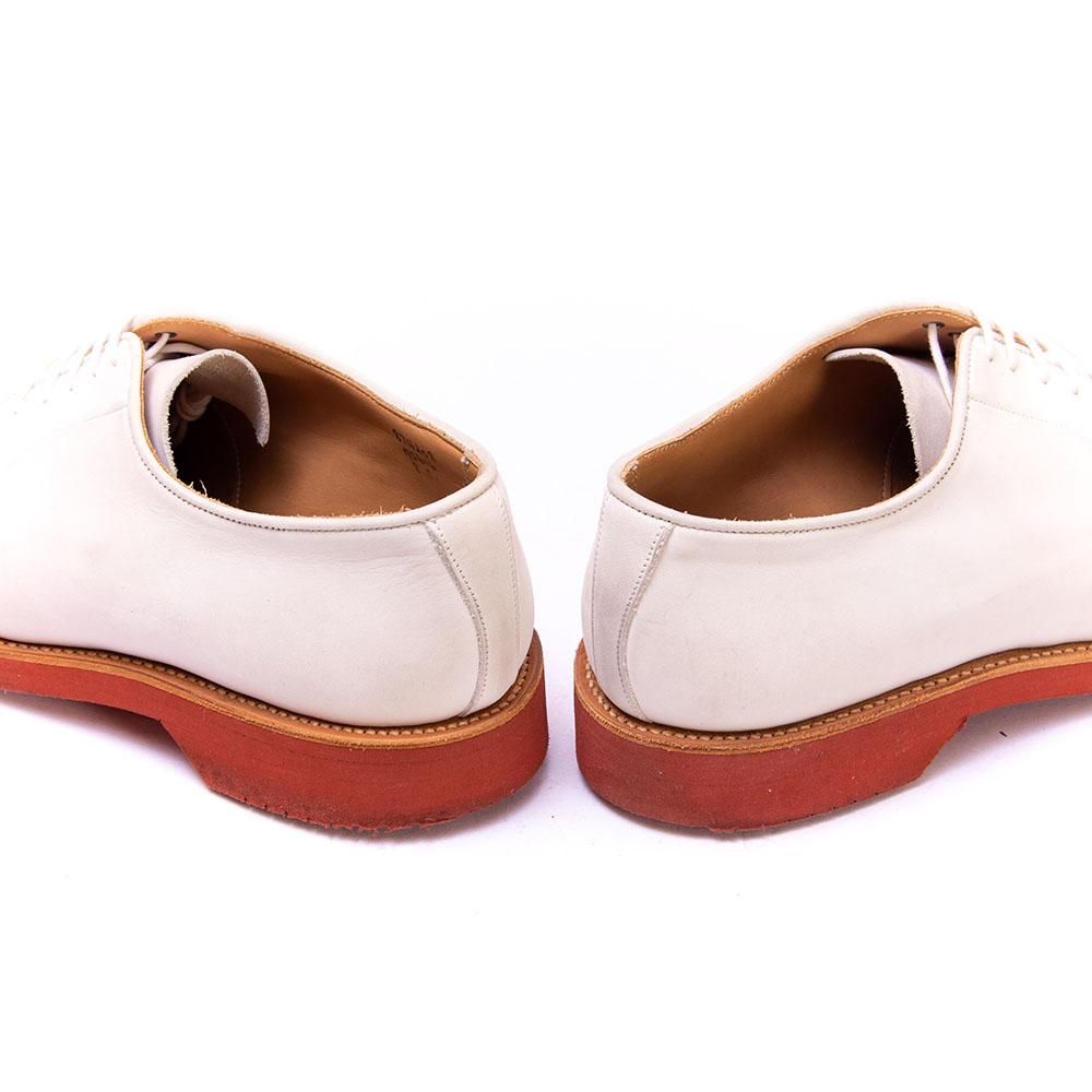 トリッカーズ M3616 プレーントゥ ホワイトバックス ブリック