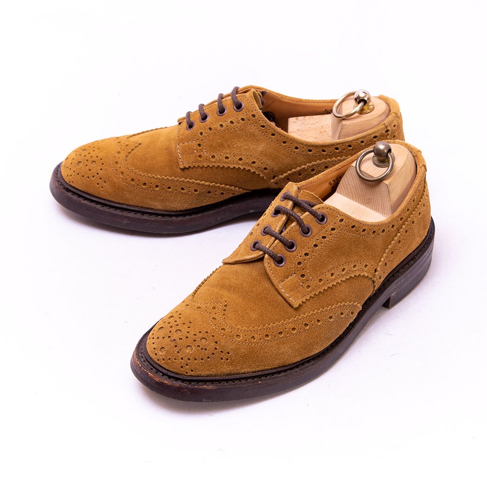 トリッカーズ M5633 BOURTON(バートン)ウイングチップ スナッフスエード サイズ7Fitting5 - 中古革靴販売|革靴の通販ラスタイル シューズショップ