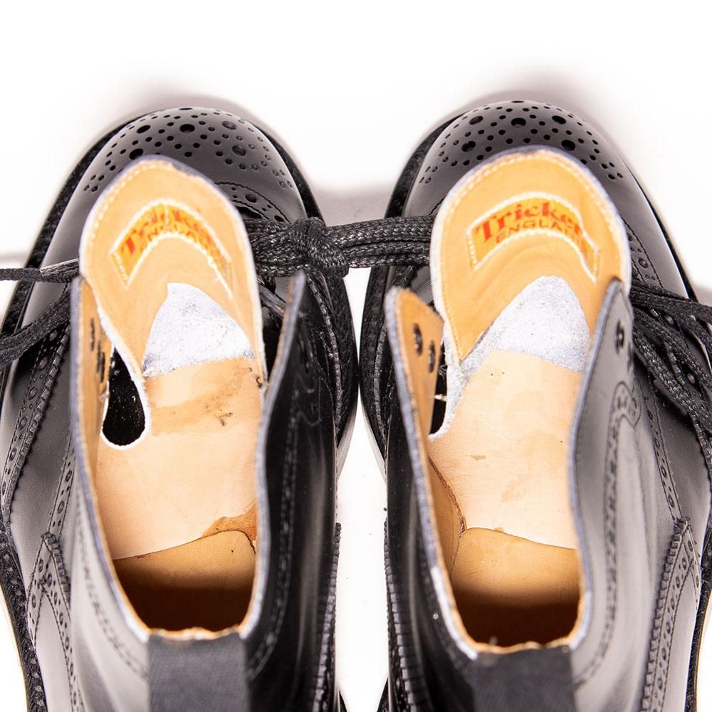 ☆新品未使用☆トリッカーズ　ウィングチップブーツ 再値下げ】【SALE】トリッカーズ ACORN UKサイズ仕様 ウィング