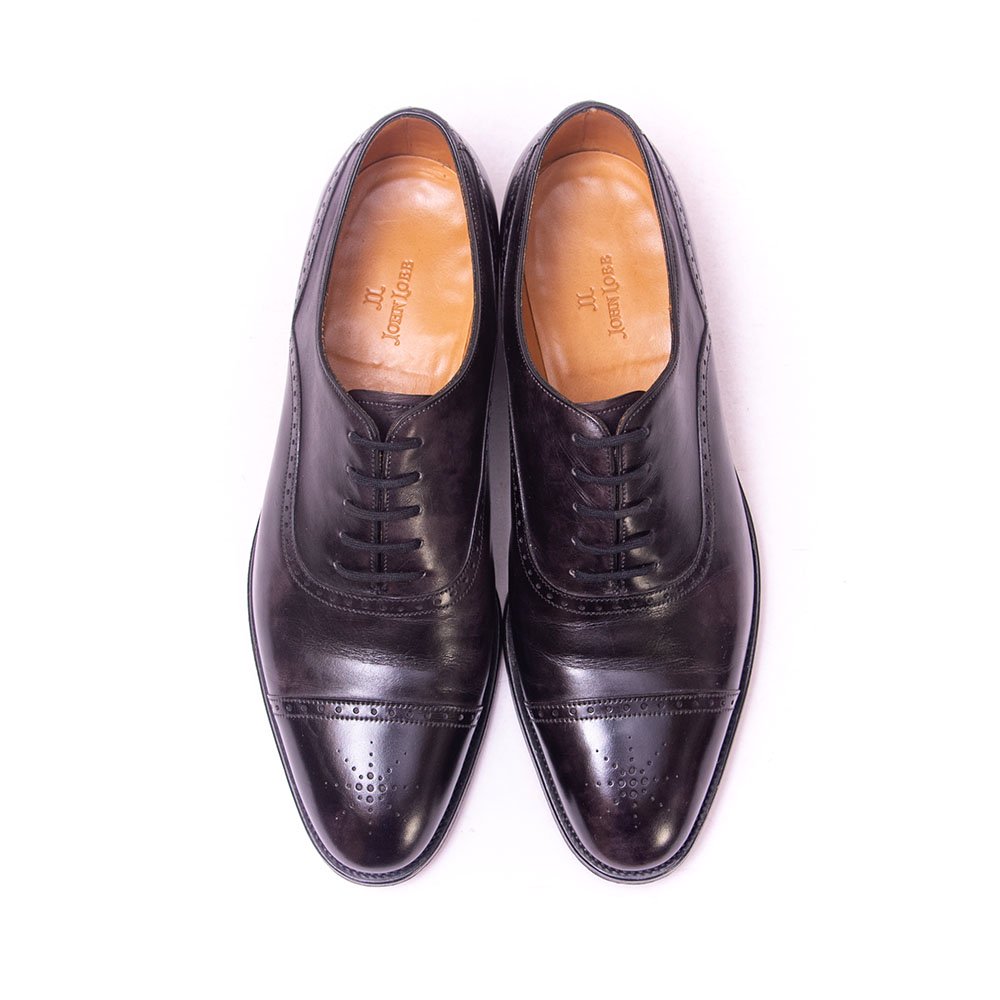 ジョンロブ TOWCESTER(トゥチェスター) セミブローグ ブラックミュージアムカーフ サイズ8E - 中古革靴販売|革靴の通販ラスタイルシューズ ショップ