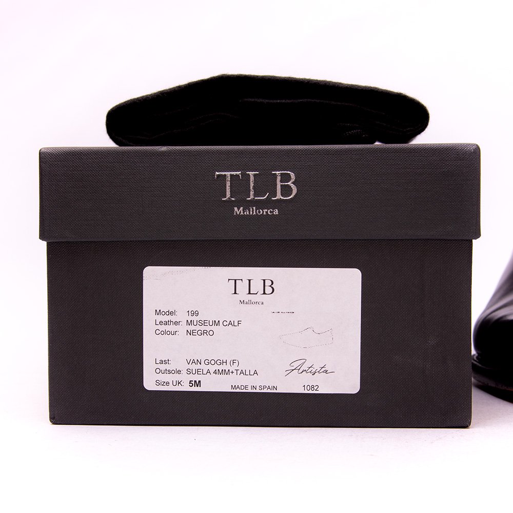 TLB 199 ホールカット ブラック ミュージアムカーフ ARTISTA サイズ5.5