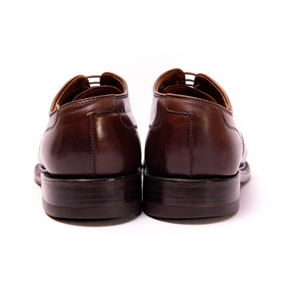 最終値下げ　Alden オールデン　キャップトゥ　バーガンディ内羽根　コードバン オールデン パンチドキャップトゥ バルモラルを履く3つの理由と