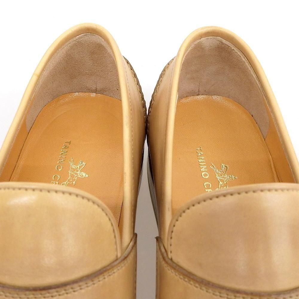 タニノクリスチー コインローファー アイボリー 手縫いモカ