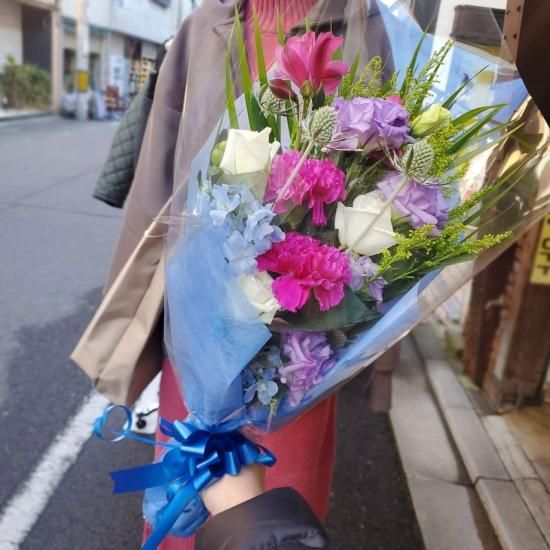 色が選べる3000円おまかせ花束 ワンサイドブーケ 姫路市 花屋 飯塚生花店 Iihana総合ネット注文サイト 胡蝶蘭 スタンド花 花ギフト 御祝いアレンジ花束 プリザ ドライフラワー ブライダル お供え花