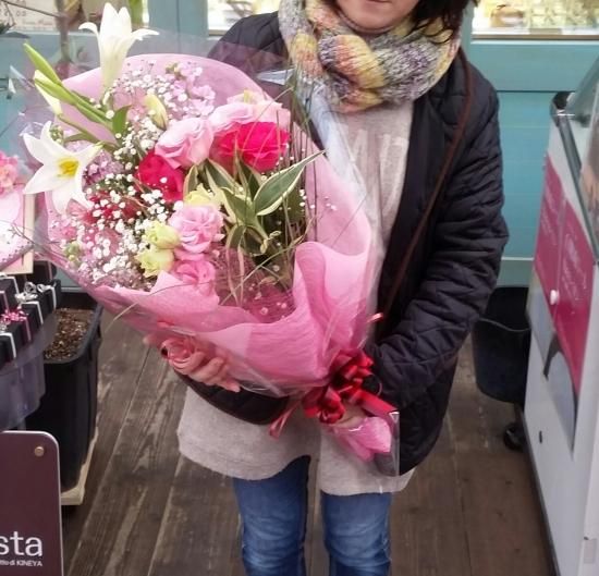 色が選べる4000円おまかせ花束 ワンサイドブーケ 姫路市 花屋 飯塚生花店 Iihana総合ネット注文サイト 胡蝶蘭 スタンド花 花 ギフト 御祝いアレンジ花束 プリザ ドライフラワー ブライダル お供え花 色が選べる4000円おまかせ花束 ワンサイドブーケ 姫路市 花屋 飯塚生花店 Iihana総合ネット注文サイト 胡蝶蘭 スタンド花 花 ギフト 御祝いアレンジ花束 プリザ ドライフラワー ブライダル お供え花