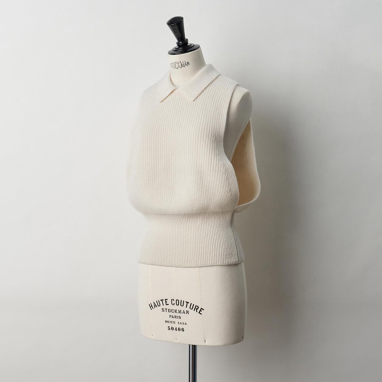 石田ゆり子さん着用 MAISON CARREEメゾンカレ カシミヤベスト