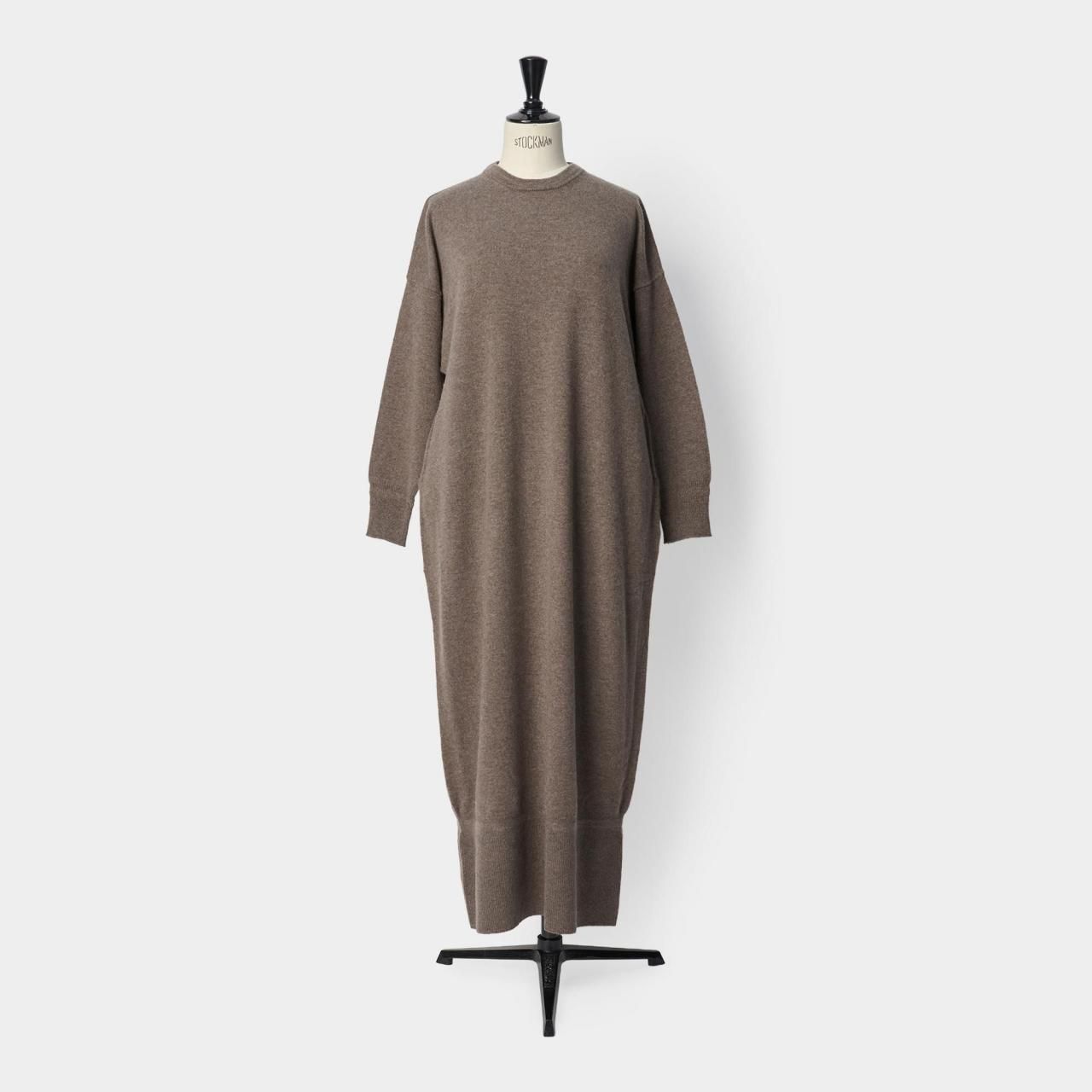 cashmere long one-piece<BR>sand beige