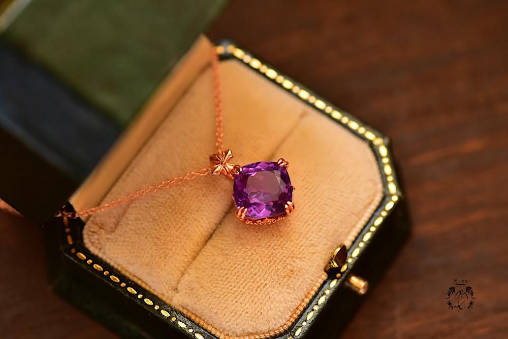 クッションカット×合成アレキサンドライト 【ネックレス】 - Carino works