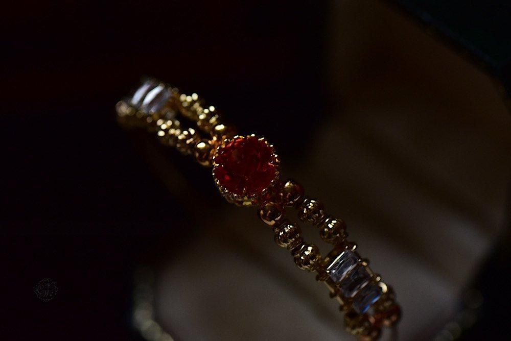 ピンクウランガラス【バングル】 - Carino works