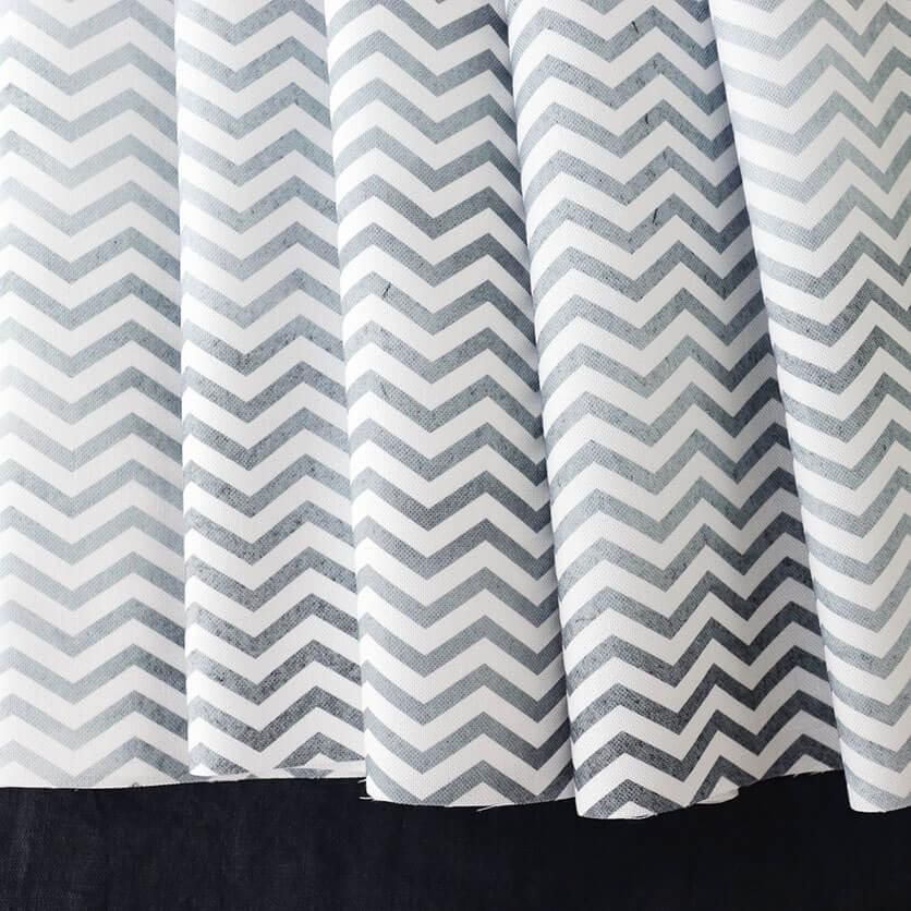 ギザギザ線（小・グレー）| nunocoto fabric