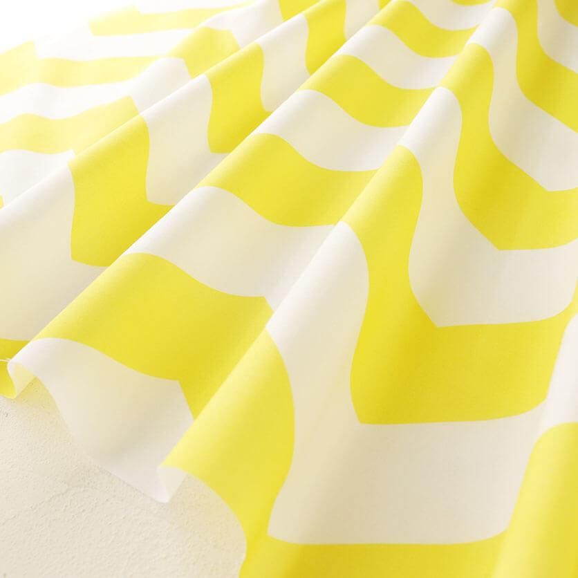 高品質　生地下　厚い　1mに1200g重さ　お得　2色ございます ギザギザ線（大・イエロー）| nunocoto fabric