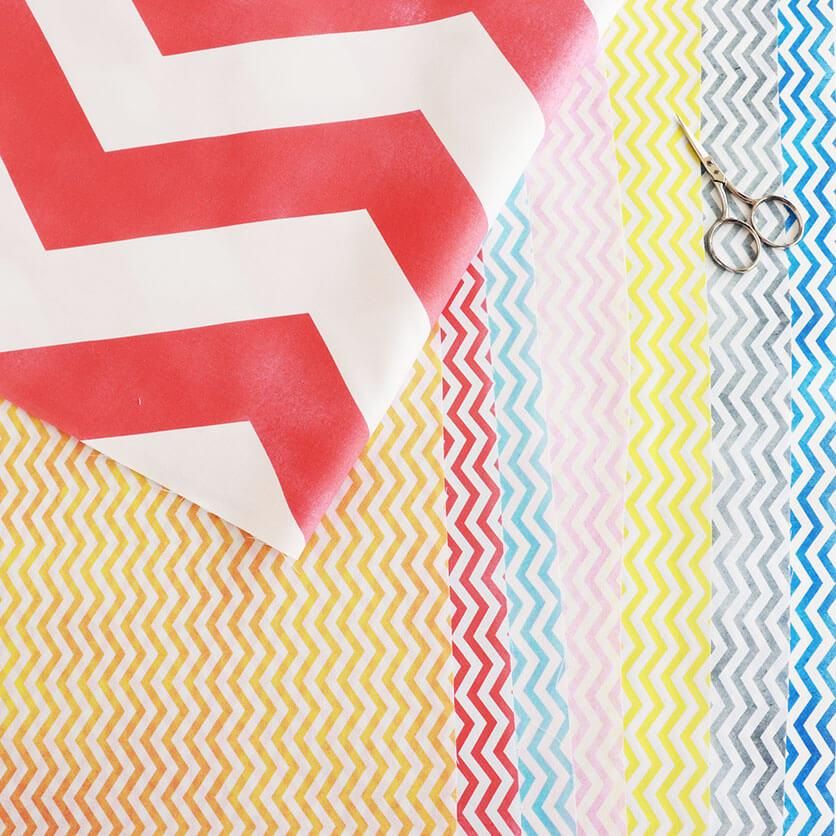 ギザギザ線（大・レッド）| nunocoto fabric