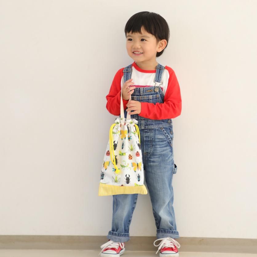 Happy Bugs（ホワイト）昆虫柄- 布・生地の通販サイト：nunocoto fabric