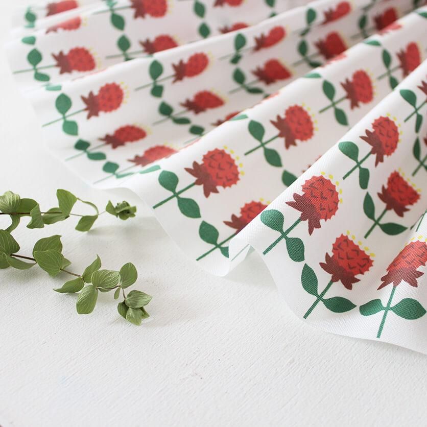 ストロベリーキャンドル（大） - 生地と型紙の通販サイト：nunocoto fabric