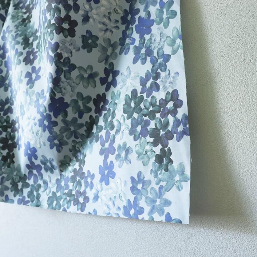 full bloom（big／ブルーグレー）花柄- 布・生地の通販サイト