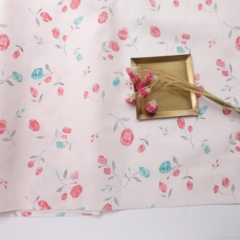 Summer Roses（ピンク）ばら・北欧・花柄- 布・生地の通販サイト