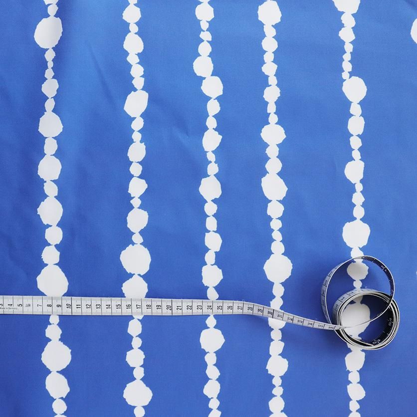 スイミングプール（ブルー）北欧柄- 布・生地の通販サイト