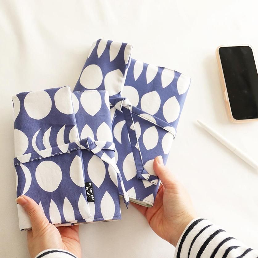 128.コースター　北欧デザイン　ネイビー　リネン　4枚 128.コースター 北欧デザイン ネイビー リネン 4枚