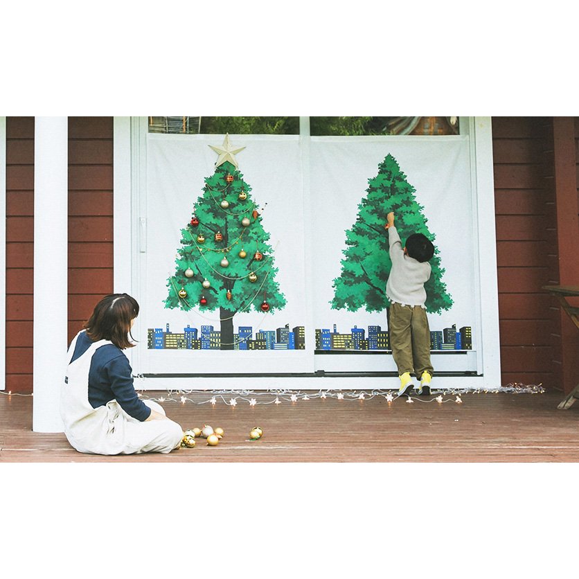 クリスマスツリータペストリー（大）：ユ・スジ nunocoto fabric