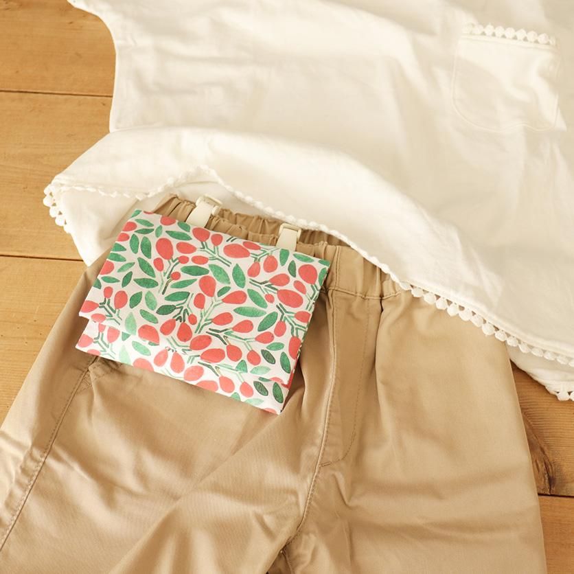 biwa（レッド）びわ・花柄- 布・生地の通販サイト：nunocoto fabric