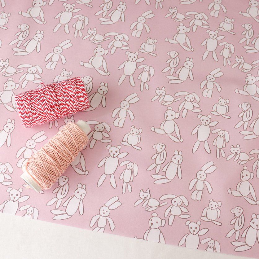 ぬいぐるみ（ピンク）うさぎ・くま・ねこ柄- 布・生地の通販サイト：nunocoto fabric