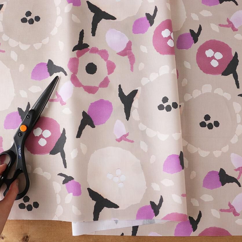 【生地一覧】秋冬＊ハンドメイド 楽天市場】【即納】生地 金ラメ 桜和柄生地 (約112cm巾x50cm